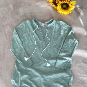 Loft mint green pullover top
